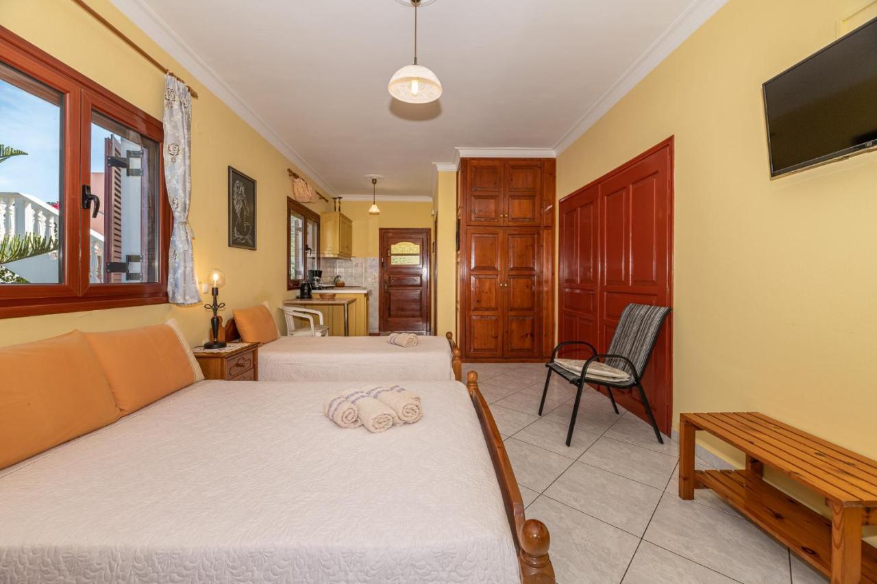 Arazzo Apartments Vasilikos  Ngoại thất bức ảnh
