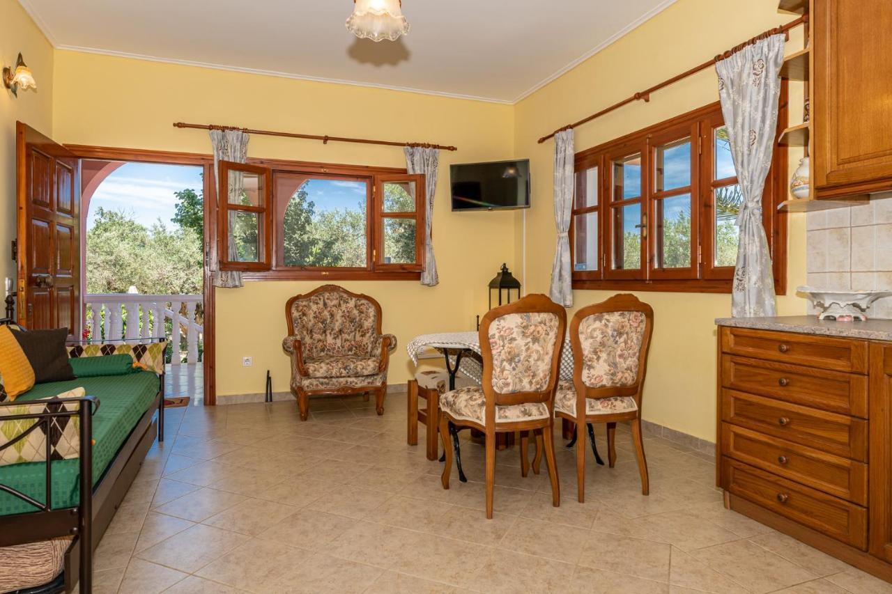 Arazzo Apartments Vasilikos  Ngoại thất bức ảnh