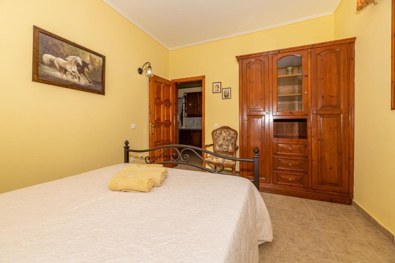 Arazzo Apartments Vasilikos  Ngoại thất bức ảnh